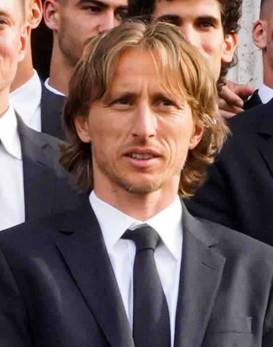 Luka Modrić i Real Madrid-tröjan