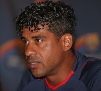 Frank Rijkaard, svartvitt porträtt